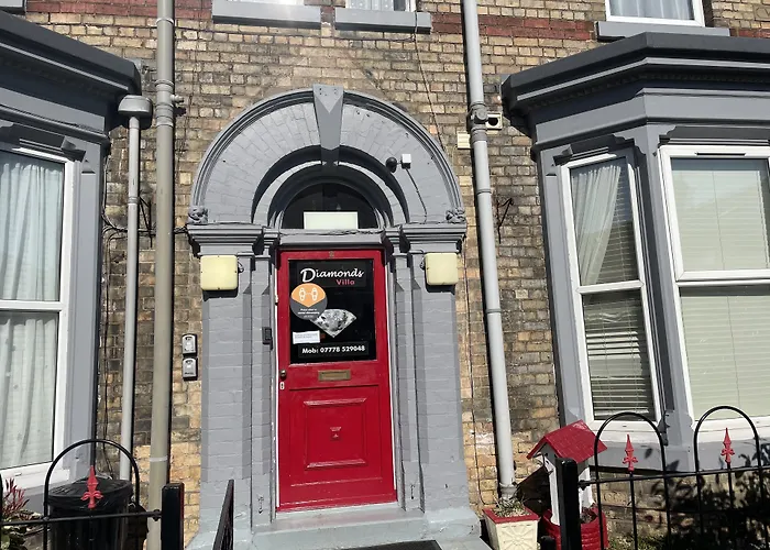 Diamonds Villa Near York Hospital